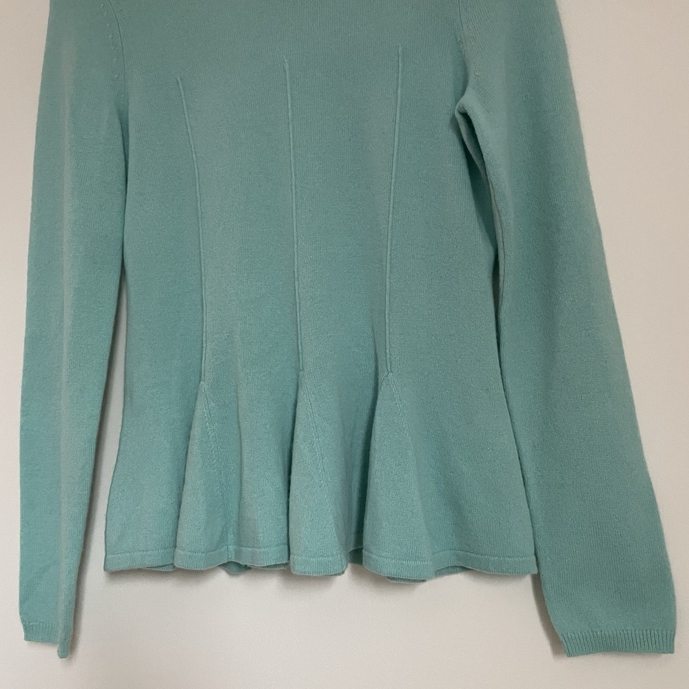 100% Cashmere Antonio Melani Sweater Aqua Peplum Hem Small Career Quite Luxury - Picture 8 of 16
